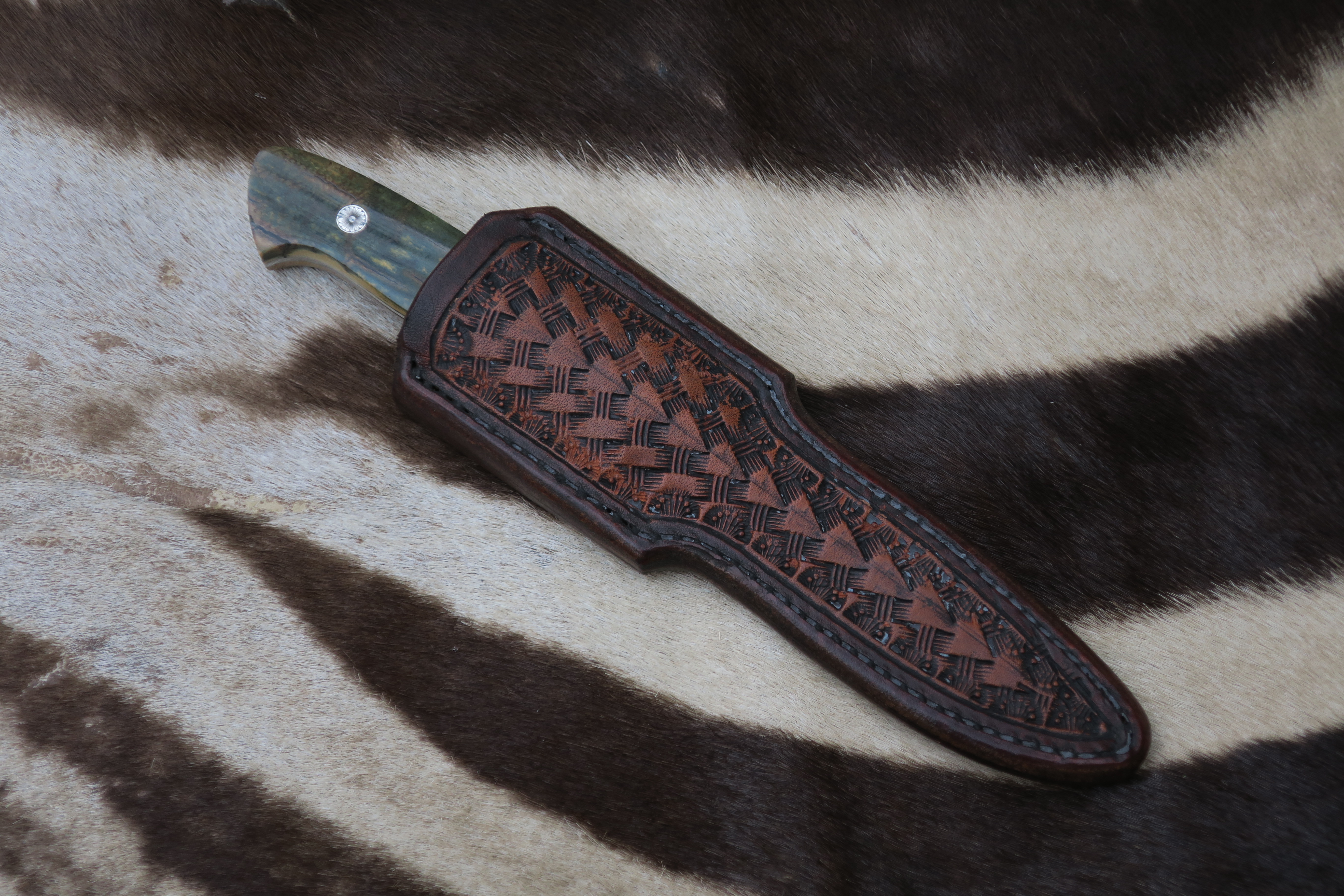 Custom Hunter - MÄSTERVERK i stål, mammut och guld - 9