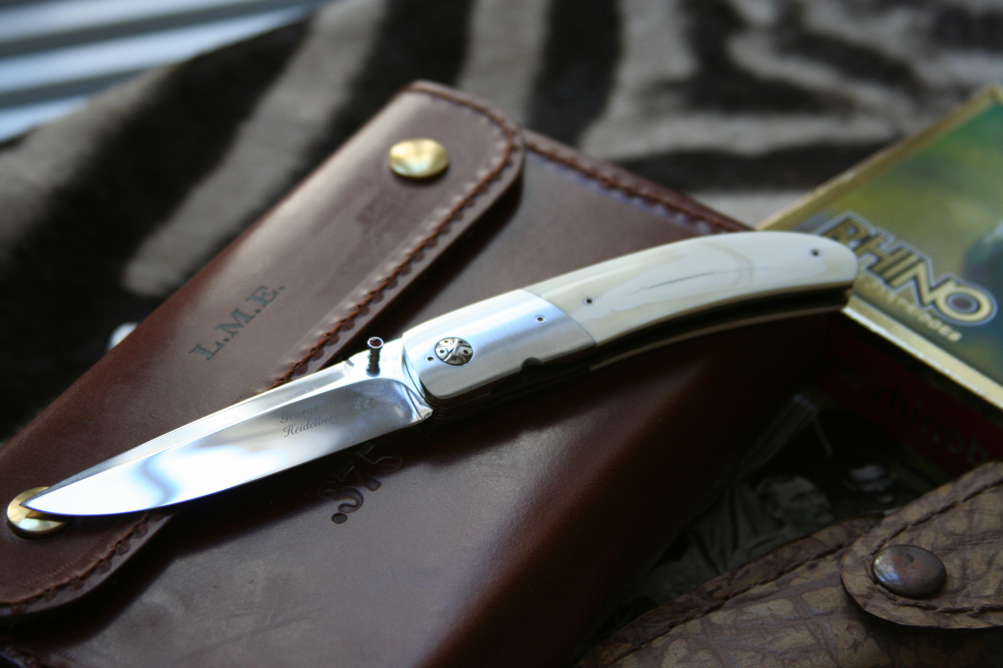 Liner Lock - Fällkniv av utsökt kvalitet - 8