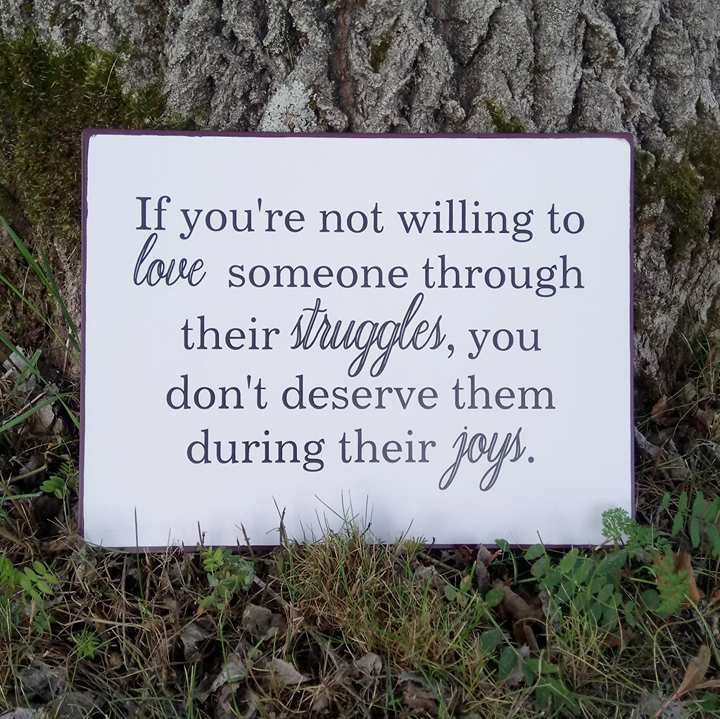 Plåtskylt love struggel joys