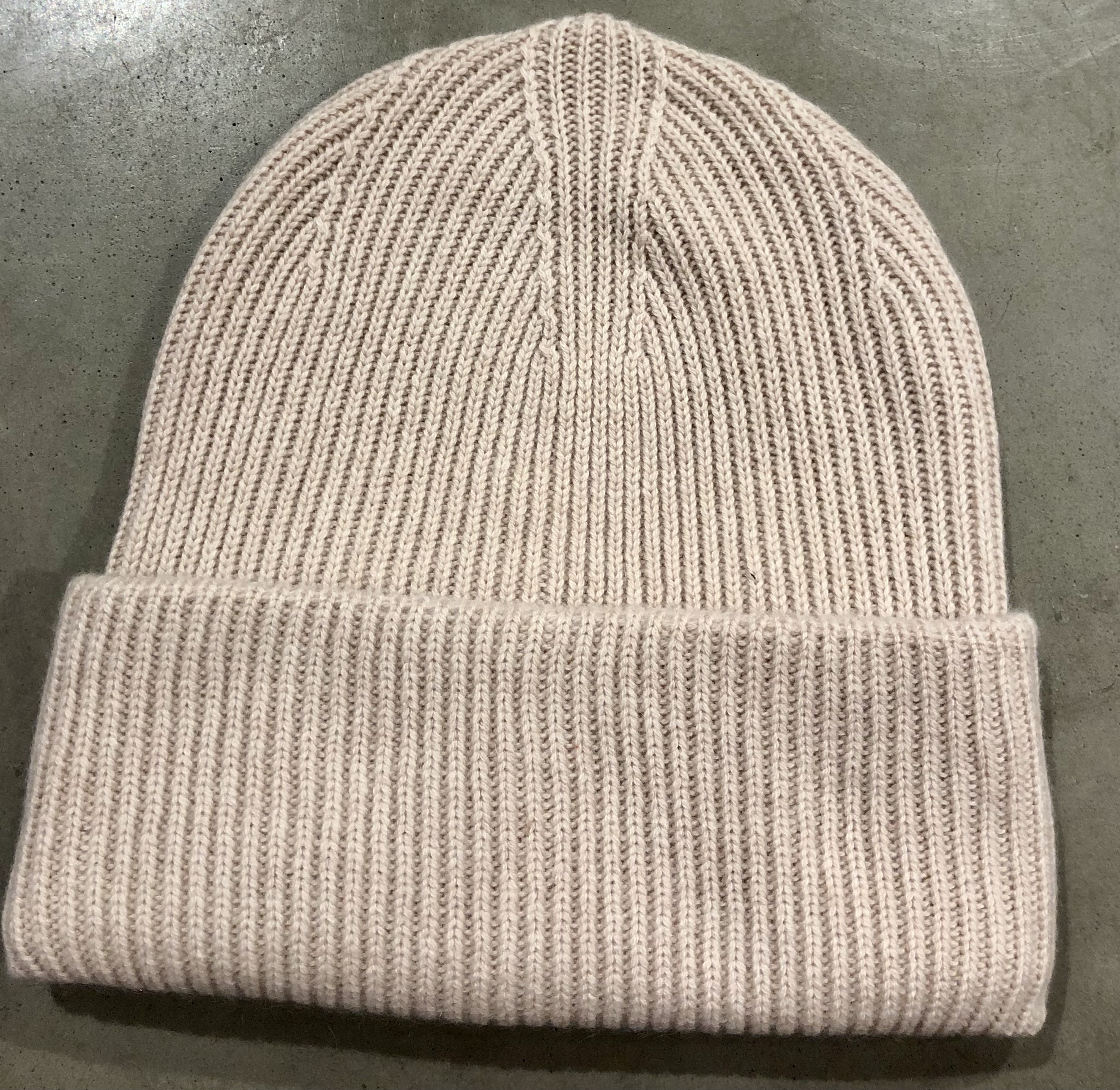 Mössa ribbstickad med uppvik -K27 - 7
