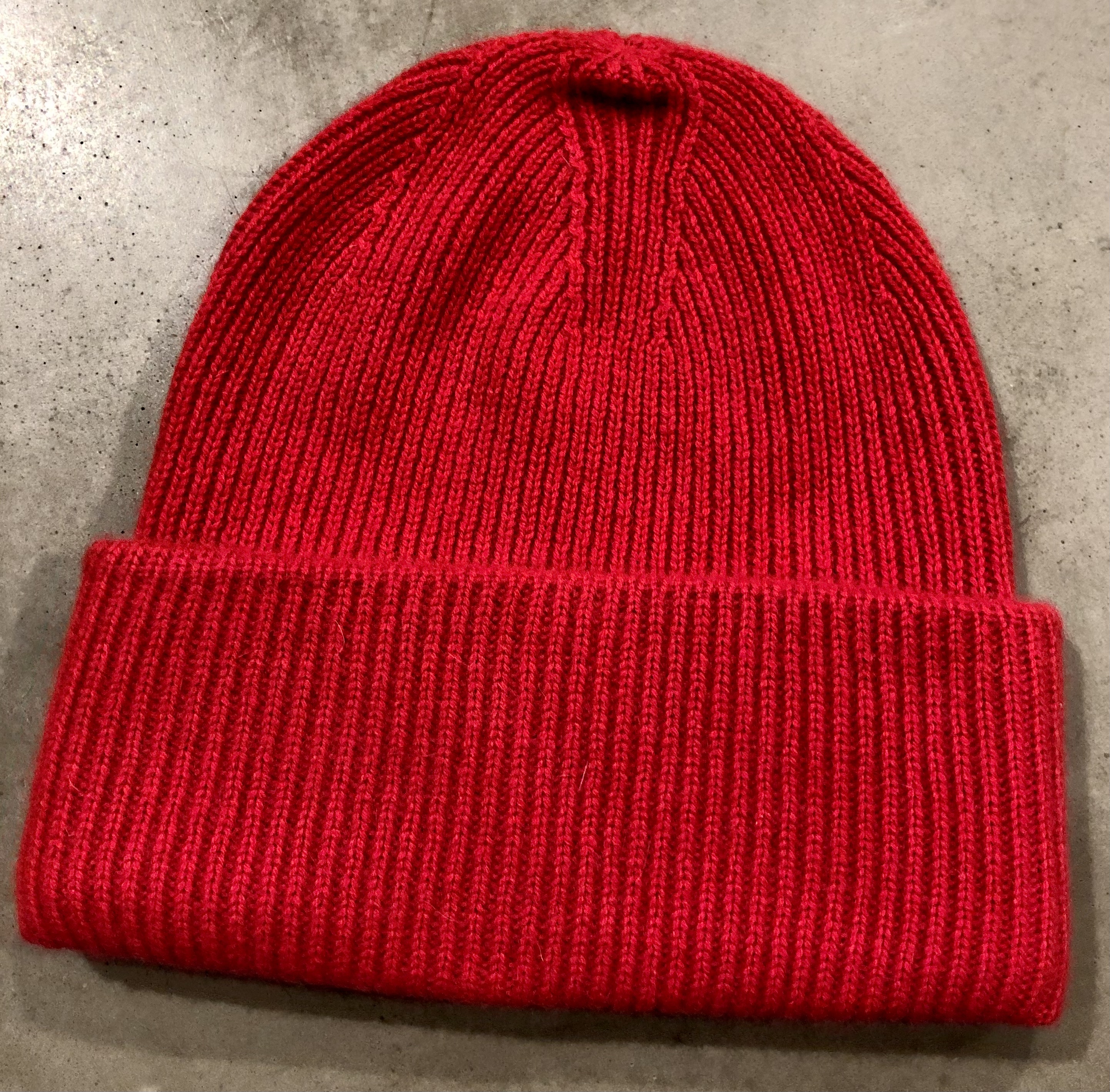 Mössa ribbstickad med uppvik -K27 - 9