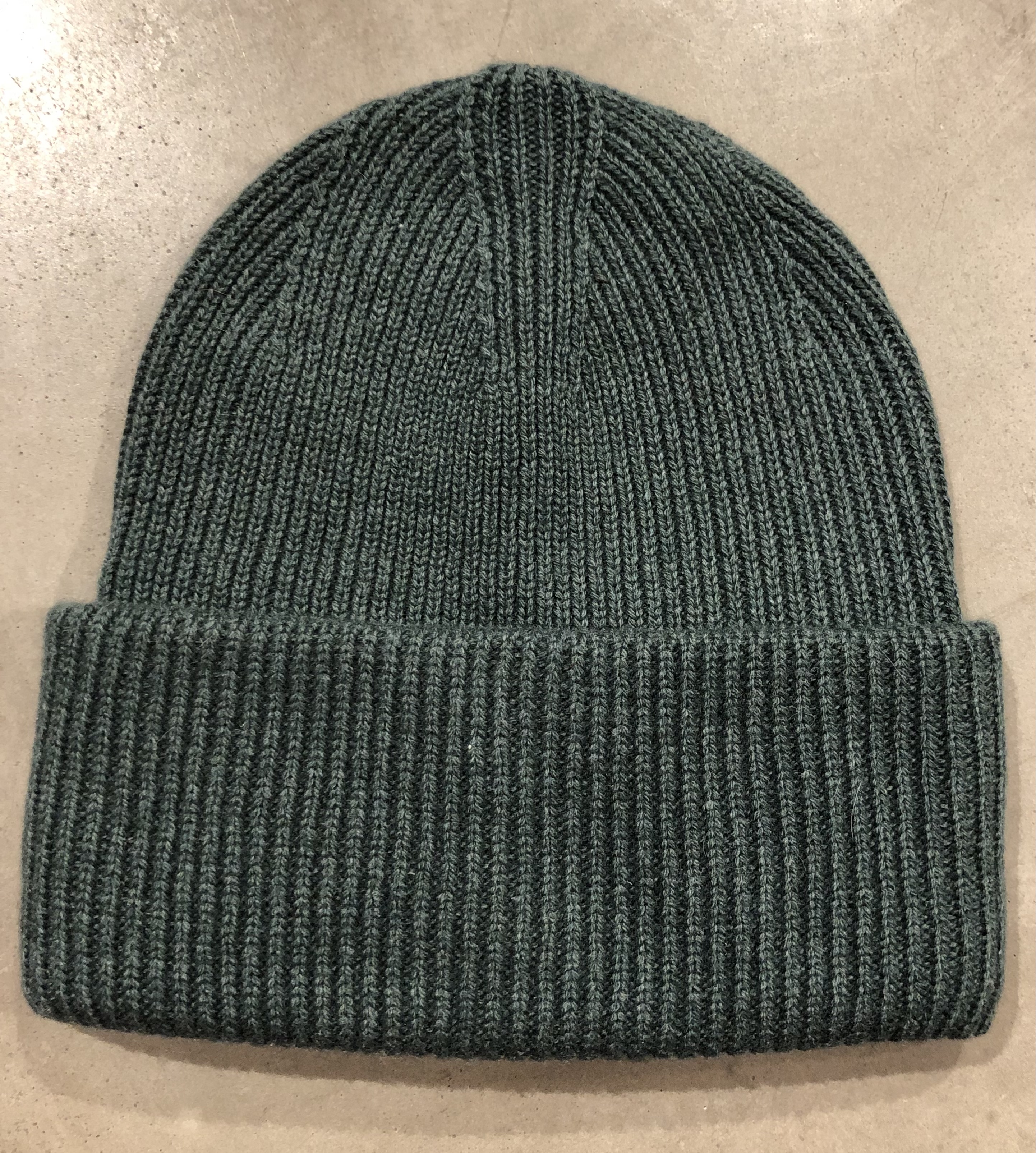 Mössa ribbstickad med uppvik -K27 - 6