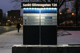 Belyst markplacerad skylt - 2