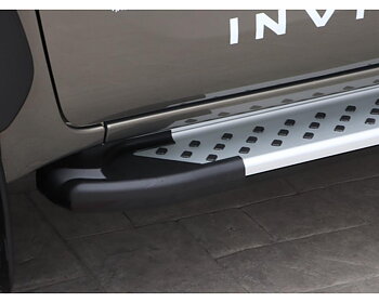 SIDESTEPS ANTI-SLIP - Toyota Hilux 2021-