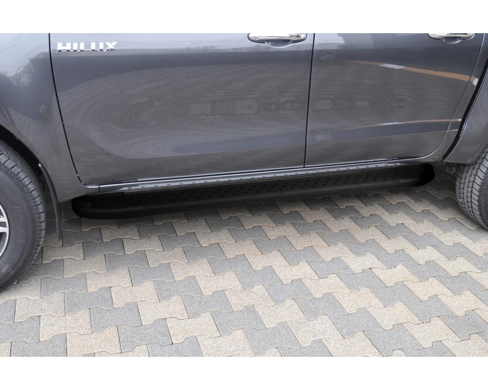SIDESTEPS BLACK ANTI-SLIP - Toyota Hilux 2021-