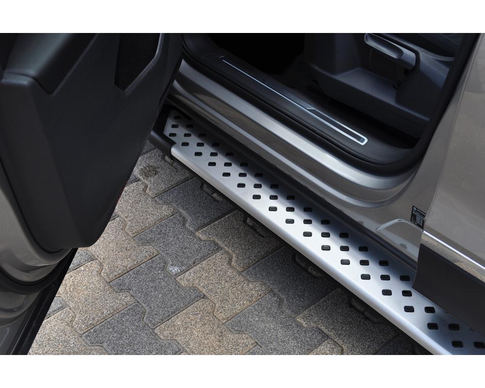 SIDESTEPS ANTI-SLIP - Dodge RAM 1500 2010-2018