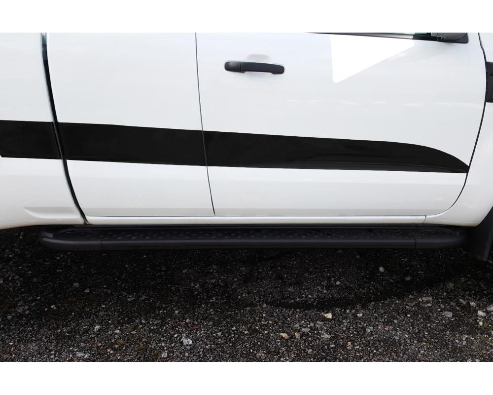 SIDESTEPS BLACK ANTI-SLIP - Nissan Navara (NP300) 2016-
