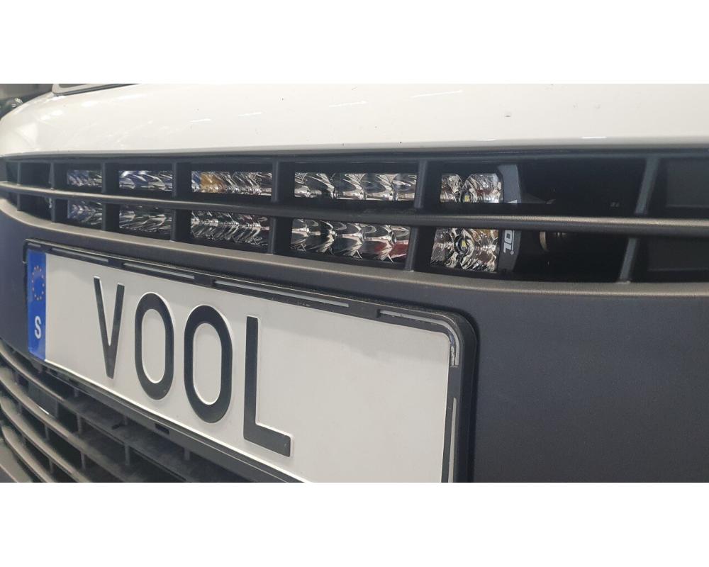 Modellanpassat Belysningspaket med LED-Ljusramp - Peugeot Partner 20ˮ