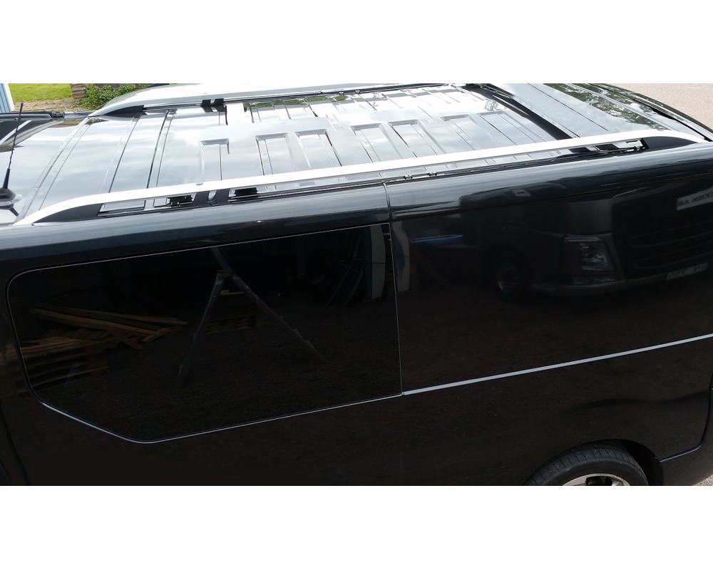 BLACK STANDARD Tvärbalkar - Opel Vivaro 2015-2019