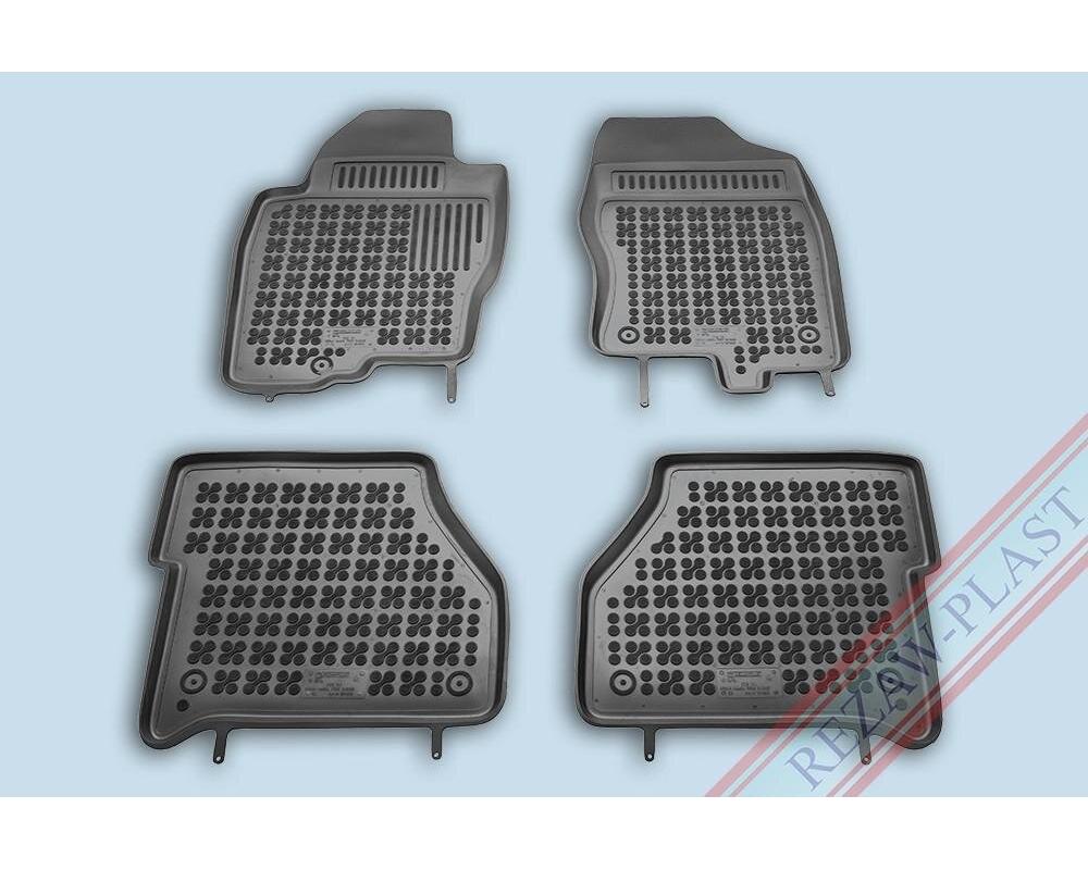Gummimatta Svart (4 delar), Nissan Navara (King Cab D40) 2006-2009