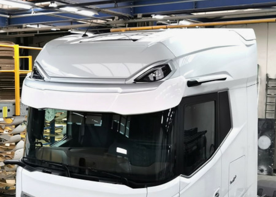 Solskydd DAF XG 2022-