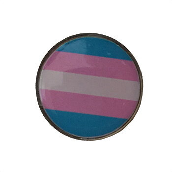 Pins with transgender flagge