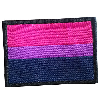 Bisexuelles Stoffabzeichen mit Bi-Flagge