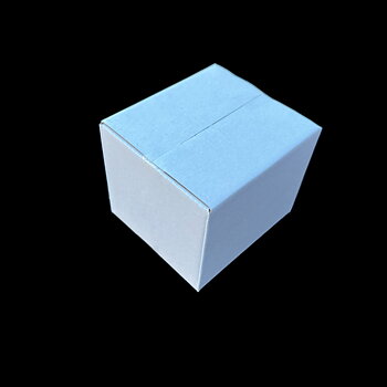 Small carton 106x91x98mm