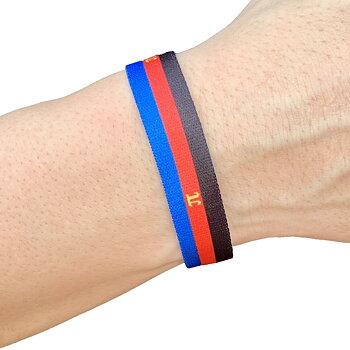 Polyamouröses Textilarmband