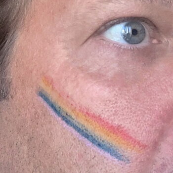 Pride face paint - Happypride