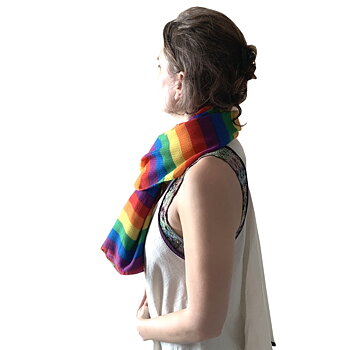 Pridestuch in Pride-farben 