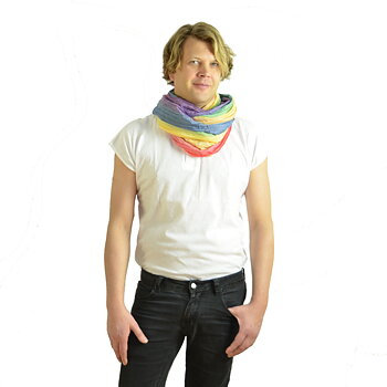 Pride Seidenschal in Regenbogenfarben