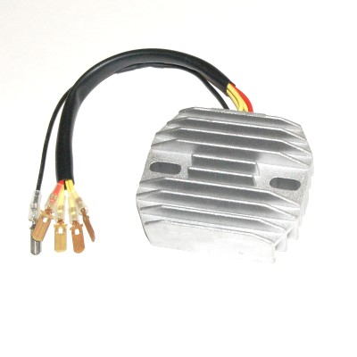 Laddningsregulator Suzuki (32800-09300) 131 - 2