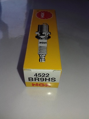 NGK BR9HS Tändstift  4522