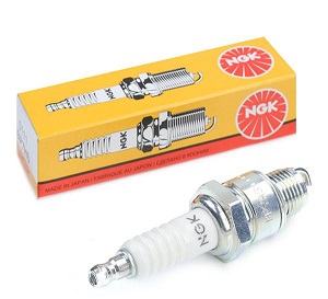 BP-7H NGK Tändstift (Suzuki 09482-00040) - 2