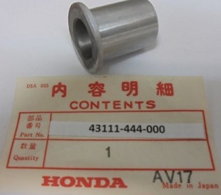 43111-444-000 Bussning baksving Honda CR125R 