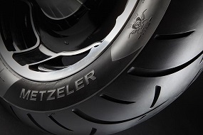 Metzeler ME888 Marathon Ultra 130/90-16 TL 67H M/C, Framdäck 236417 - 2