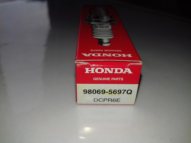 NGK DCPR6E Tändstift  3481  (Honda 98069-5697Q)