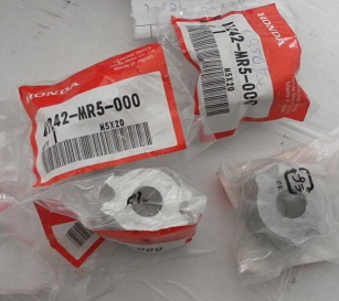41242-MR5-000 Bussningssats Ryckutjämnare Honda GL1500-ST1100 Pan European -VT750 Original  - 2