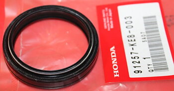 91257-KE8-003 Packbox Honda Bakstötdämparen GL1500