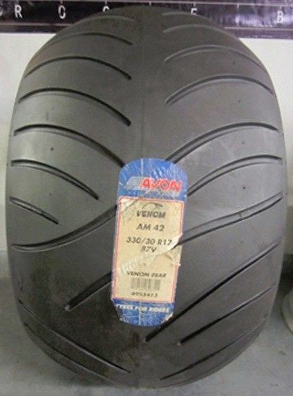 Avon Cobra Chrome  330/30 R17 TT 87V 389649 Bakdäck 2901105