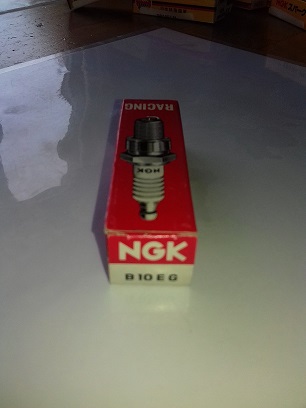 NGK B10EG Tändstift (3830)