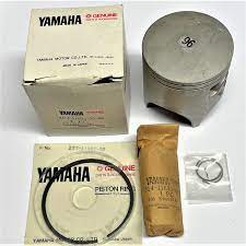 3R4-11630-20 Kolv + 0,50 sats Yamaha YZ250 1980-81 Original
