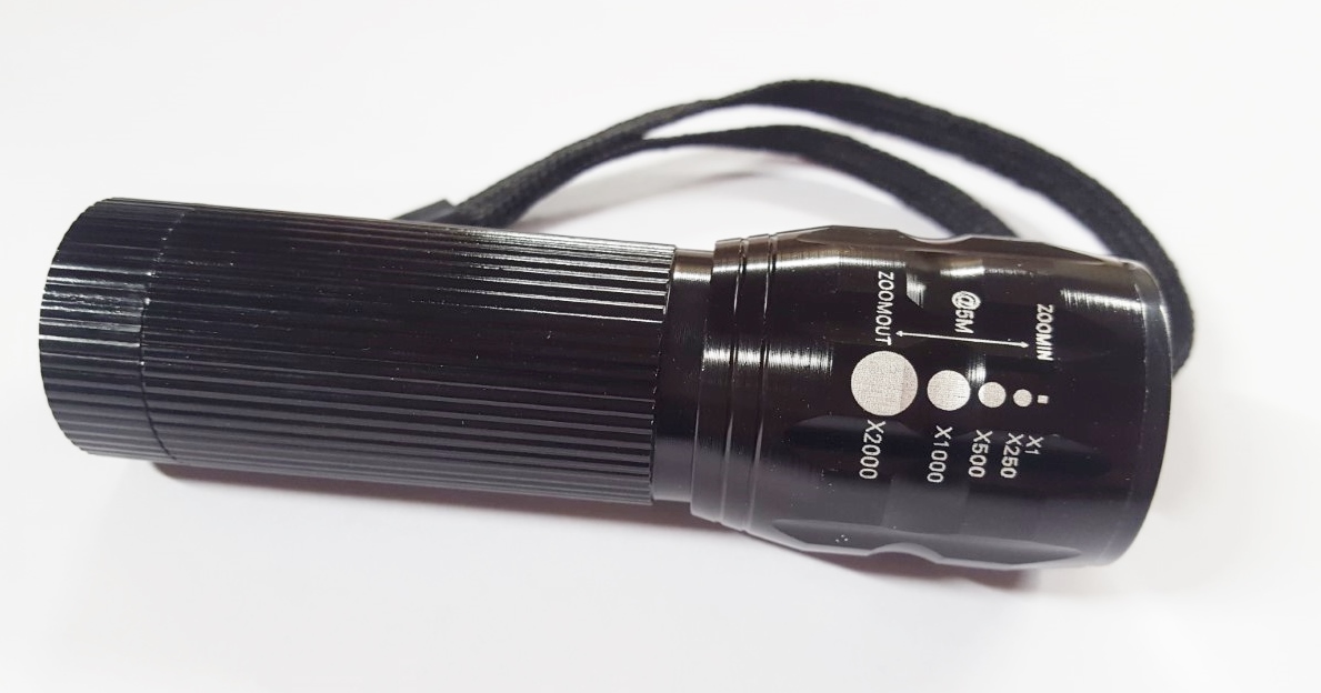 Ficklampa zoom