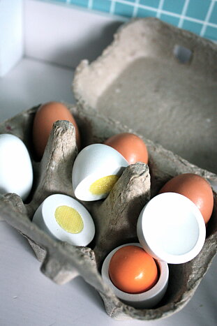 Ägg i trä