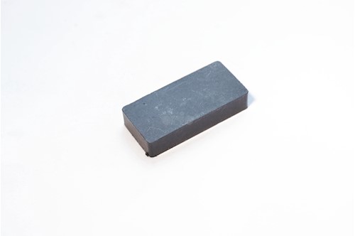 Magnet