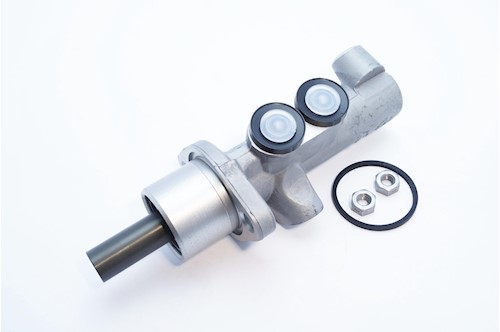 HUVUDCYLINDER