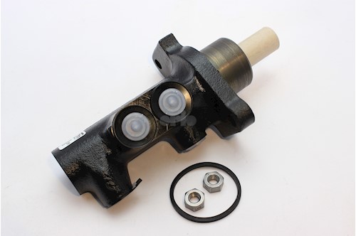 HUVUDCYLINDER