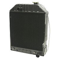 Kylare  Ford 5110-7610   Med  oljekylare i botten 81829492   H 610mm W 460mm D108mm -