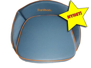 Sittdyna med broderad text.  Fordson