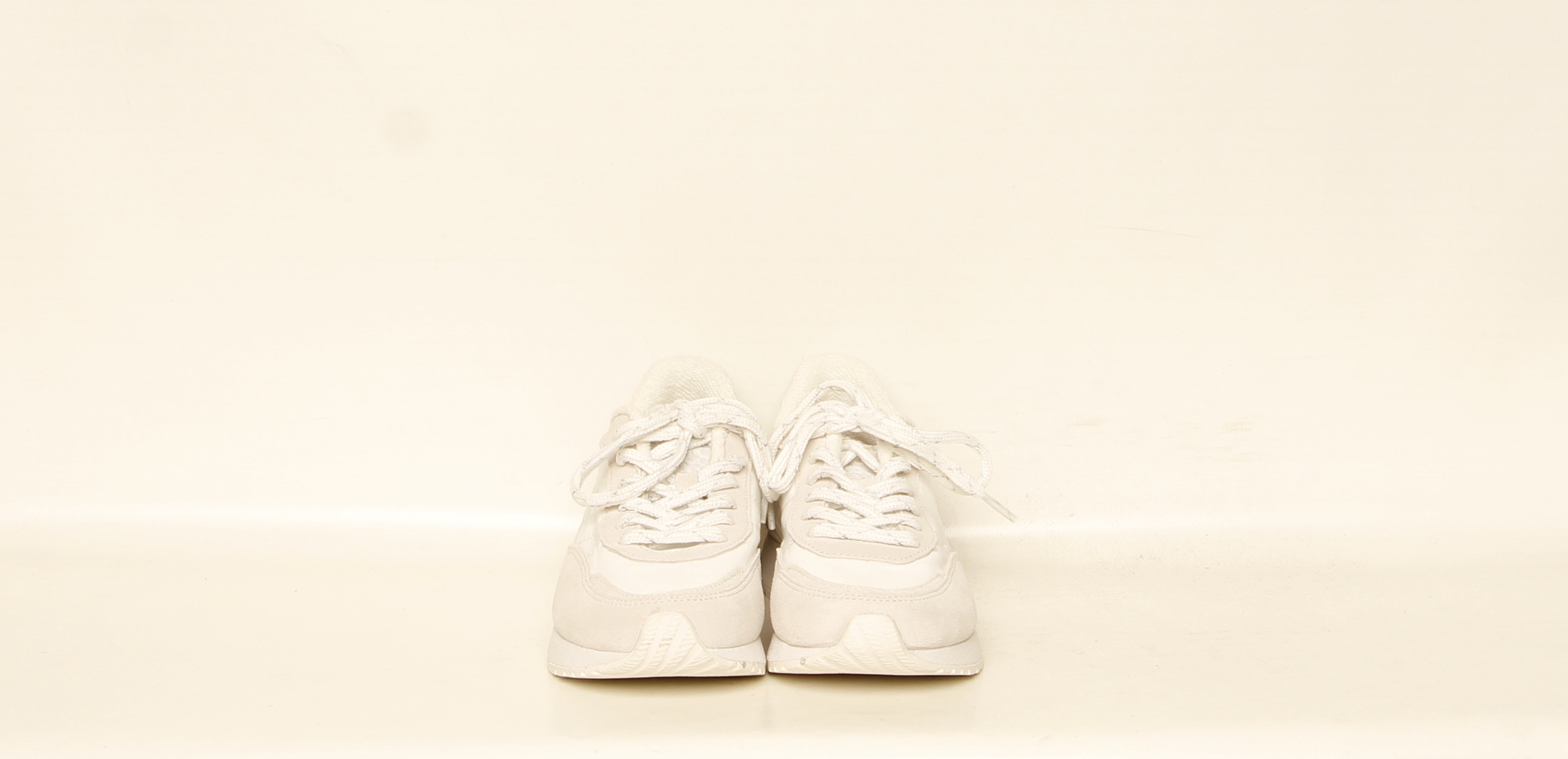 NELLIE SOFT SNEAKER VIT WODEN