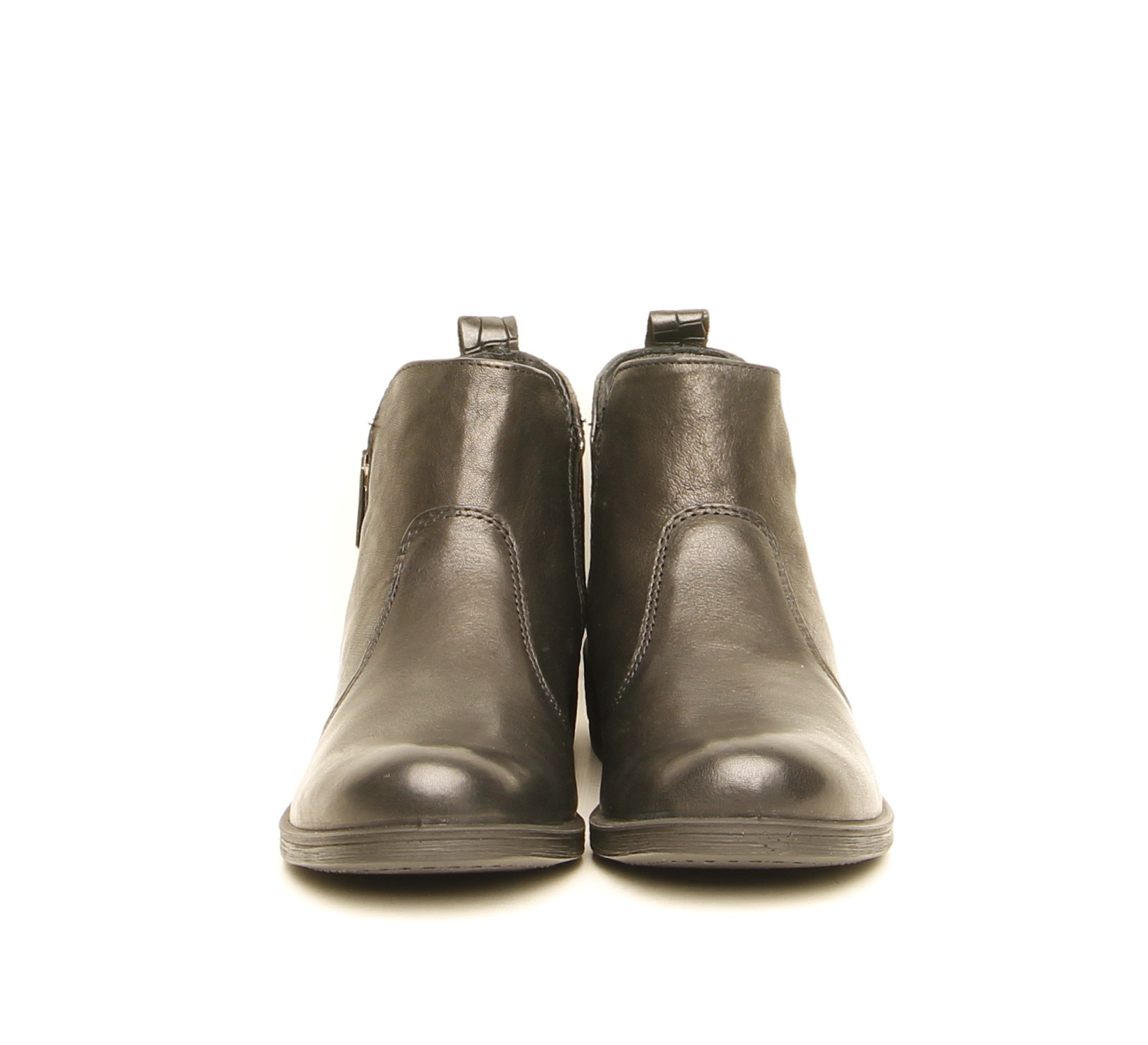 SARA BOOTS SVART IGI & CO