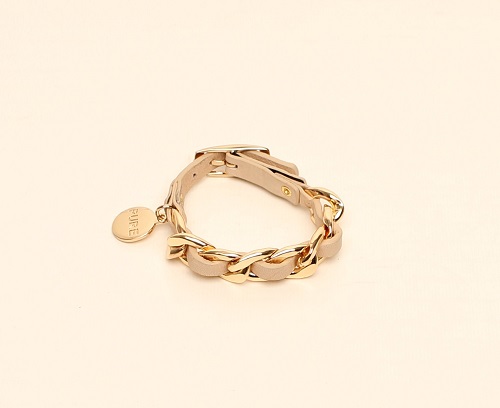 ARMBAND