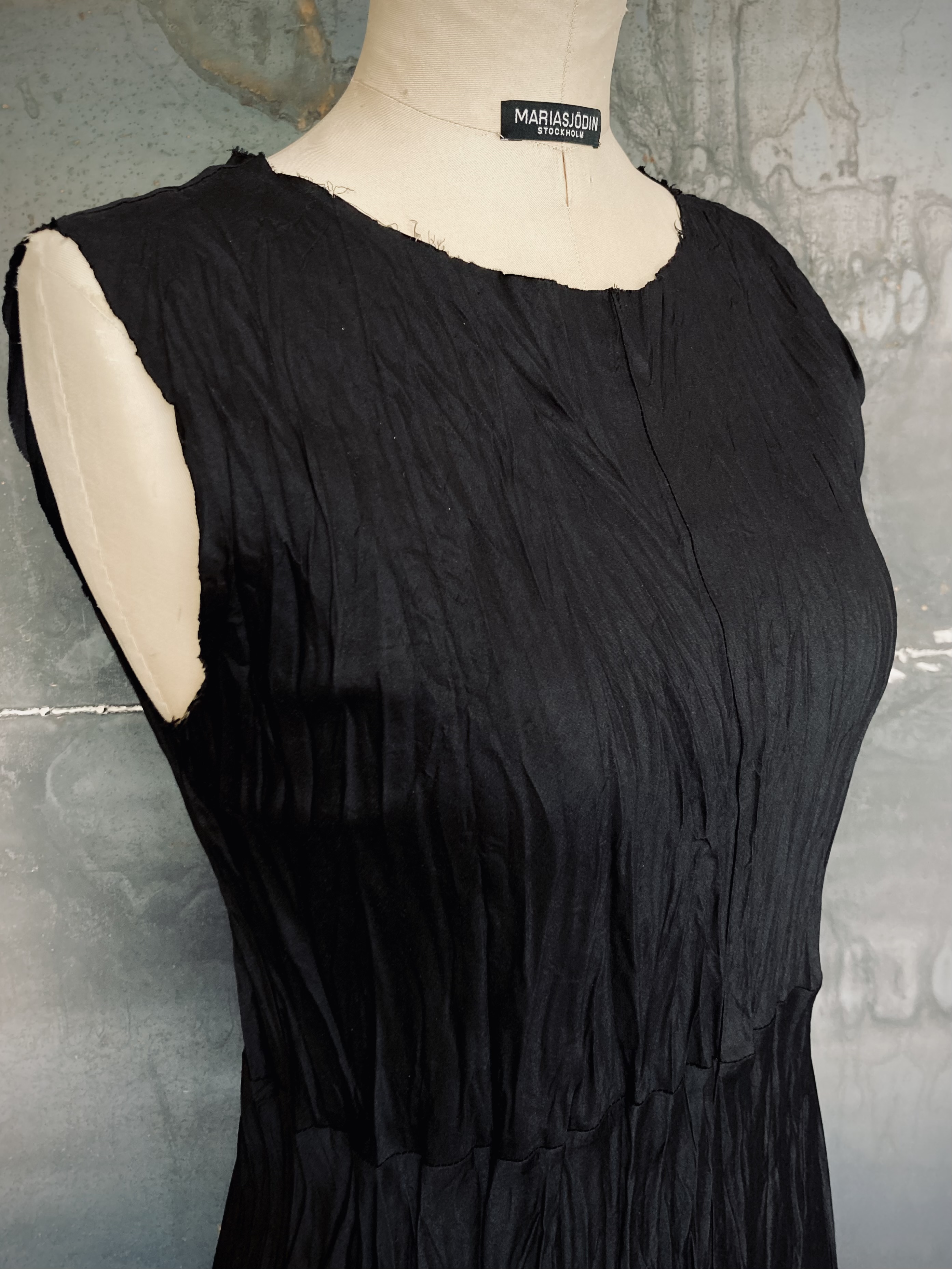 CRANKED TANKTOP IN SILK - 3