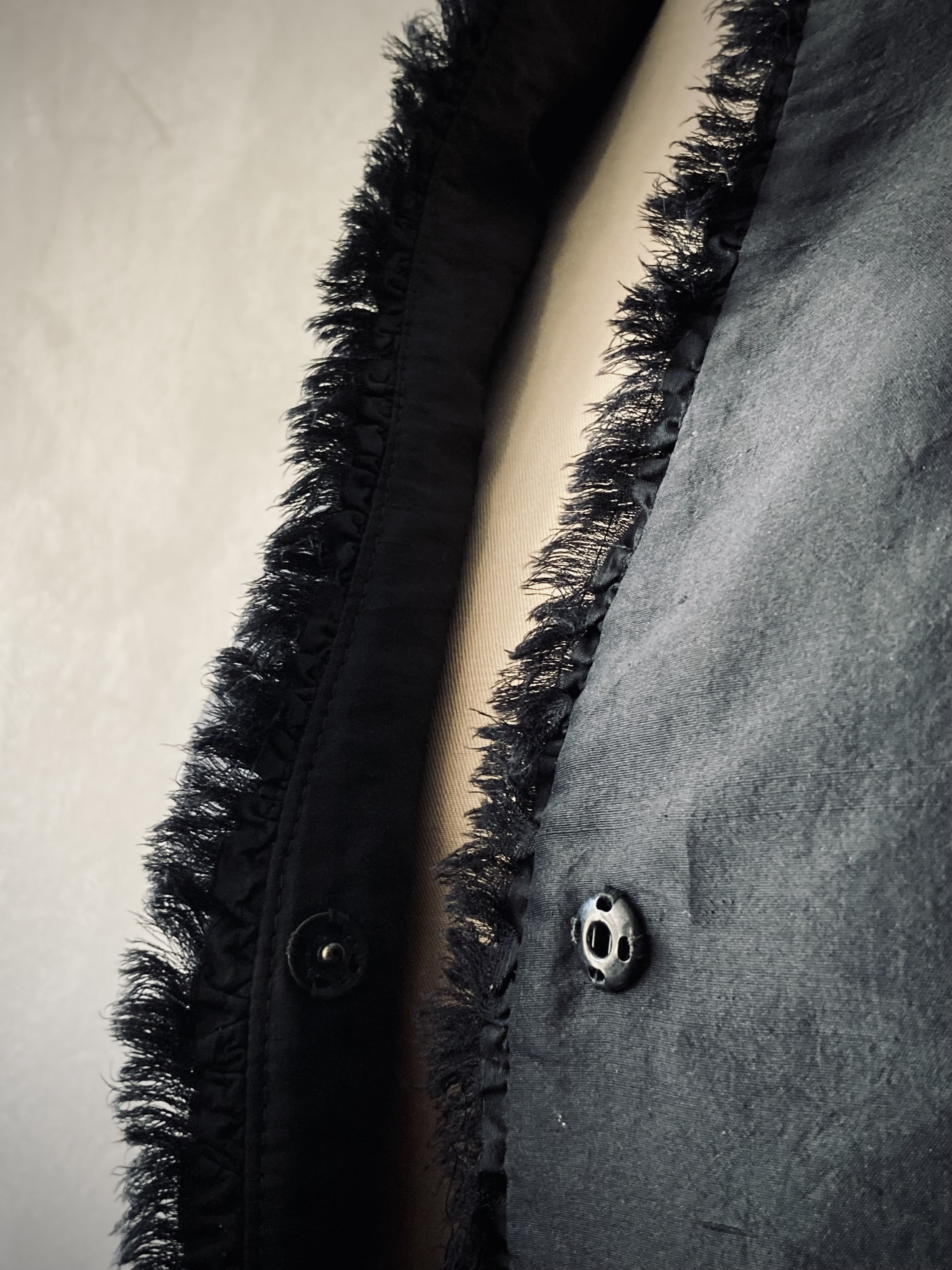 SILK WAISTCOAT WITH RIPPED  COLLAR - 3