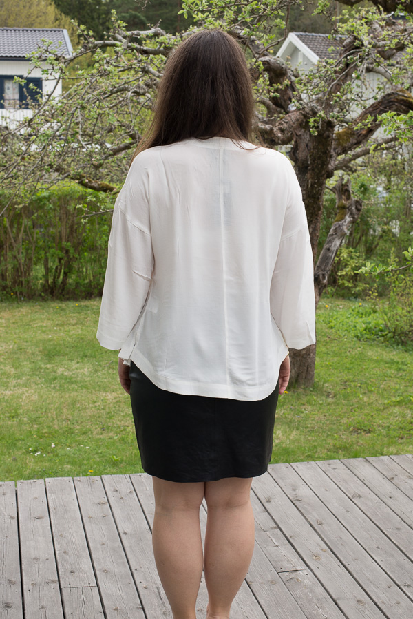 Frontrow - Amy Blouse Lace Off White - 7