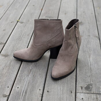 Stylesnob - Evian Boot Grey