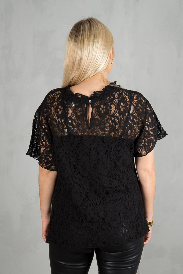 Plus Fine - Chantell Over Sizeed Top Black - 7