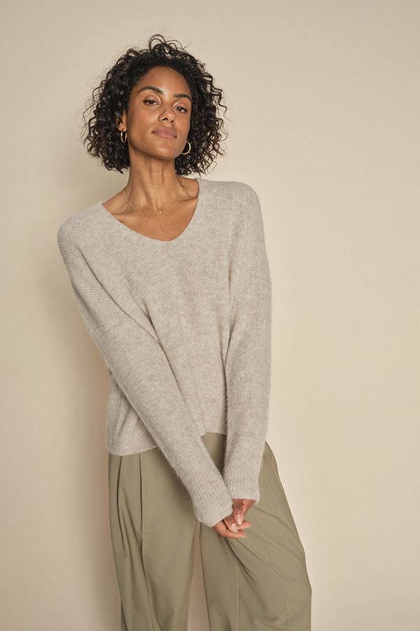 Mos Mosh - MMThora V-neck Knit Feather Gray - 3