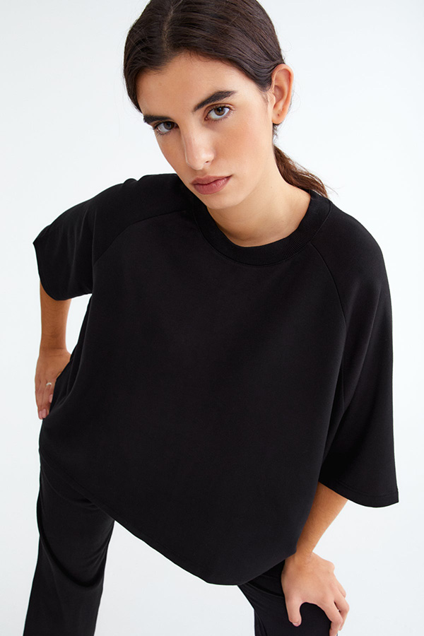 Movesgood - Happy  Sweatshirt Tee Black  - 2